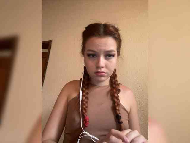 Pamela-Velvet Pamela-Velvet