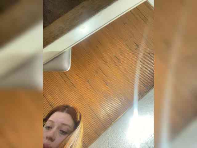 Pamela-Velvet webcam