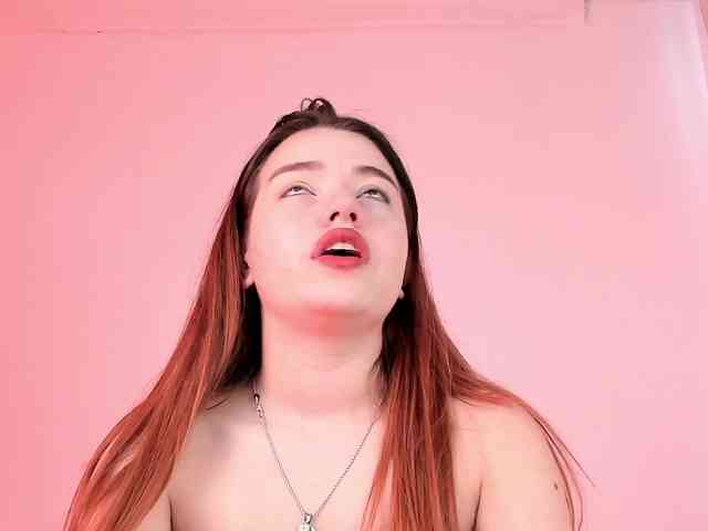 Pamela-Velvet webcam