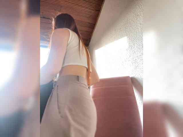 Pamela-Velvet webcam