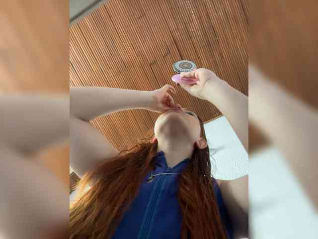 Pamela-Velvet webcam