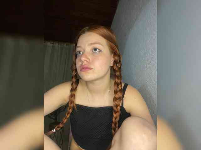 Pamela-Velvet webcam