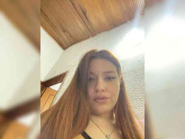 Pamela-Velvet Pamela-Velvet