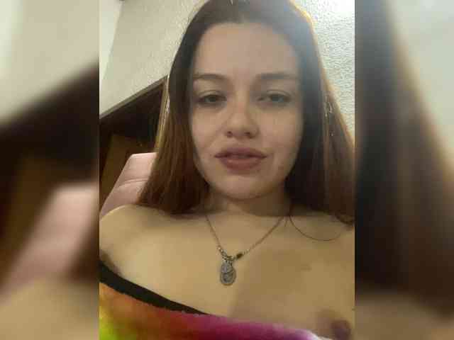 Pamela-Velvet webcam