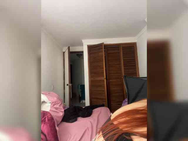 Pamela-Velvet Pamela-Velvet