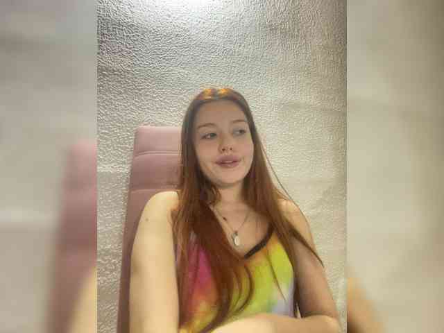 Pamela-Velvet webcam