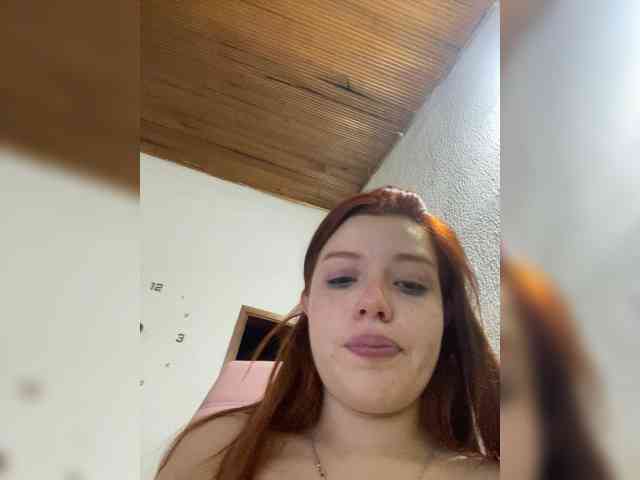 Pamela-Velvet webcam