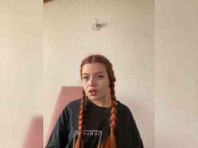 Pamela-Velvet webcam