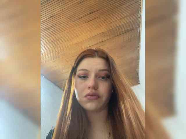 Pamela-Velvet webcam