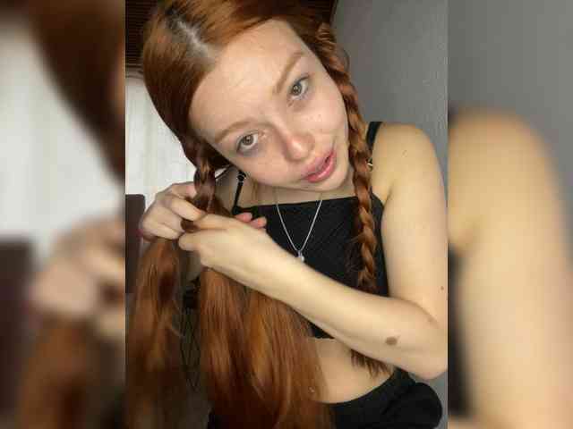 Pamela-Velvet webcam