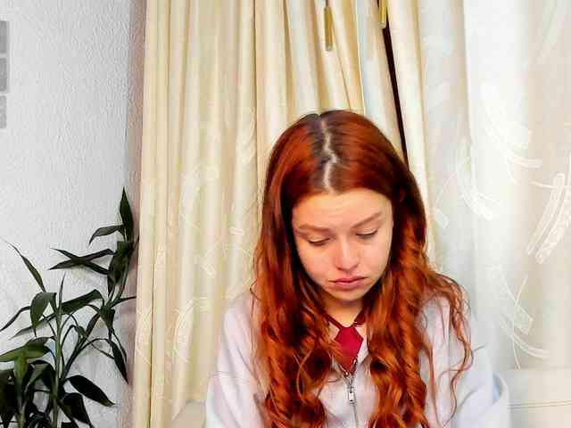 Pamela-Velvet webcam