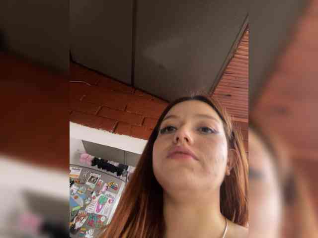 Pamela-Velvet Pamela-Velvet