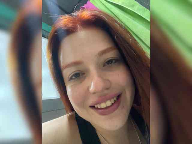 Pamela-Velvet Pamela-Velvet