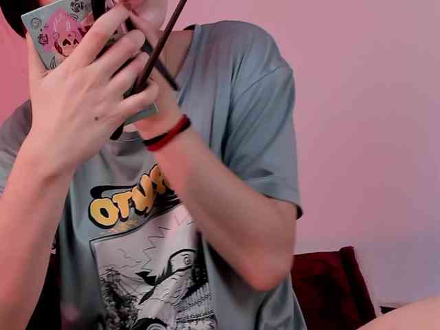 Pamela-Velvet webcam