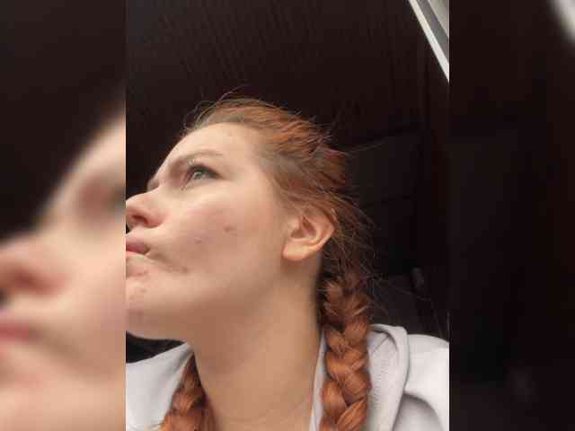 Pamela-Velvet Pamela-Velvet