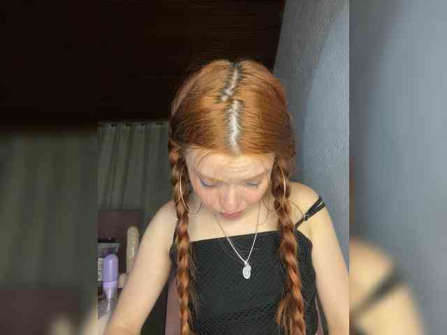 Pamela-Velvet webcam