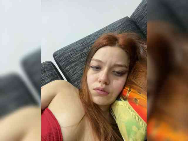 Pamela-Velvet webcam