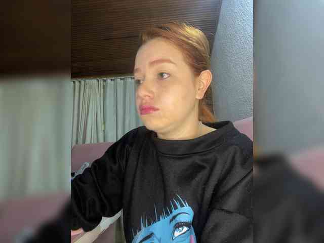 Pamela-Velvet webcam