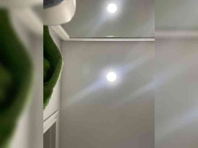 Pamela-Velvet webcam