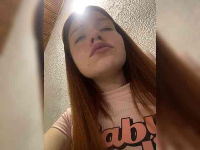 Pamela-Velvet webcam