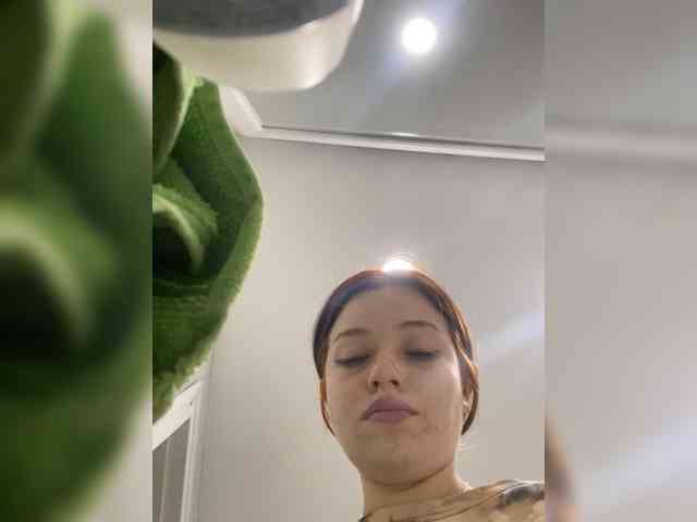 Pamela-Velvet webcam