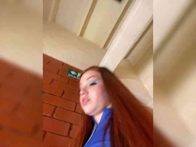 Pamela-Velvet webcam