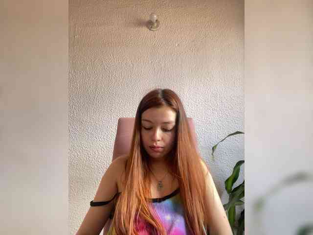 Pamela-Velvet Pamela-Velvet