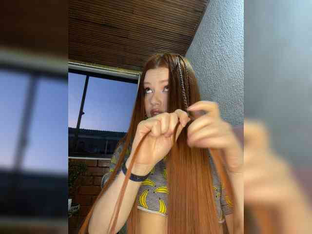 Pamela-Velvet webcam