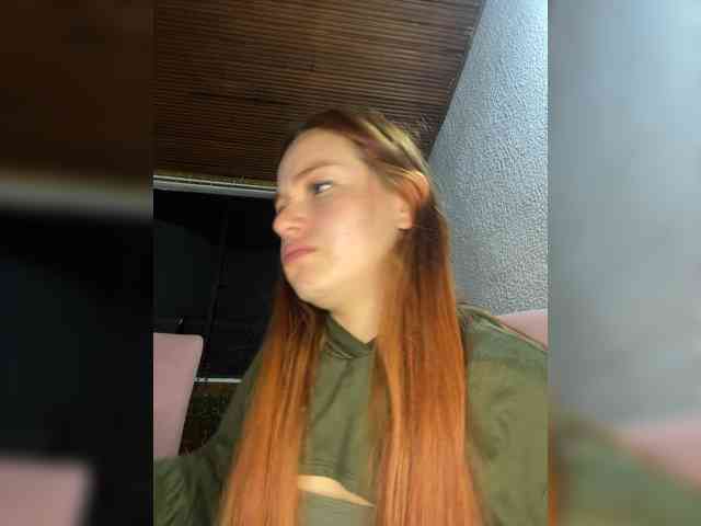 Pamela-Velvet webcam