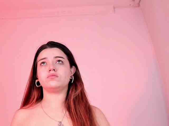 Pamela-Velvet webcam
