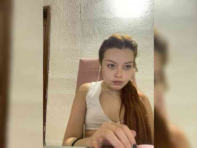 Pamela-Velvet Pamela-Velvet