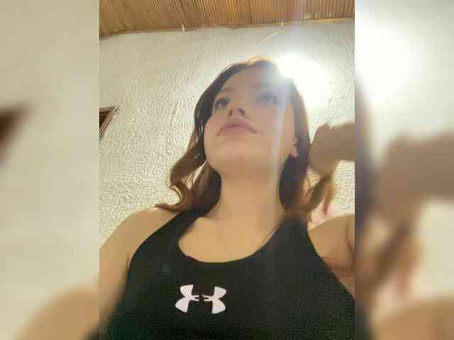 Pamela-Velvet Pamela-Velvet