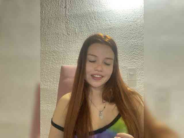 Pamela-Velvet webcam