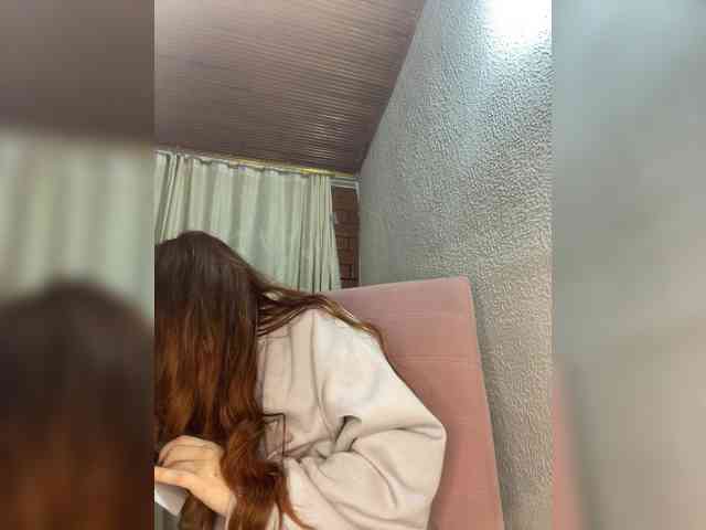 Pamela-Velvet webcam