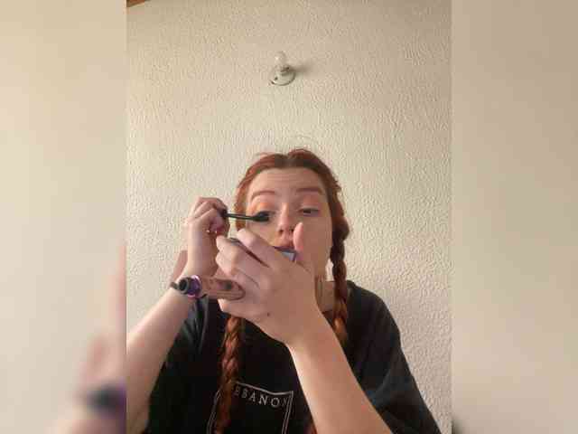 Pamela-Velvet webcam