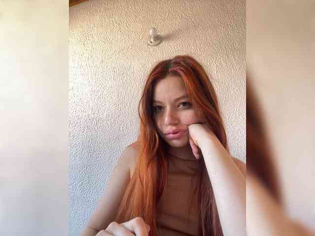 Pamela-Velvet webcam