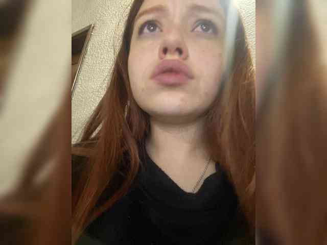 Pamela-Velvet webcam