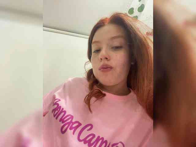 Pamela-Velvet webcam