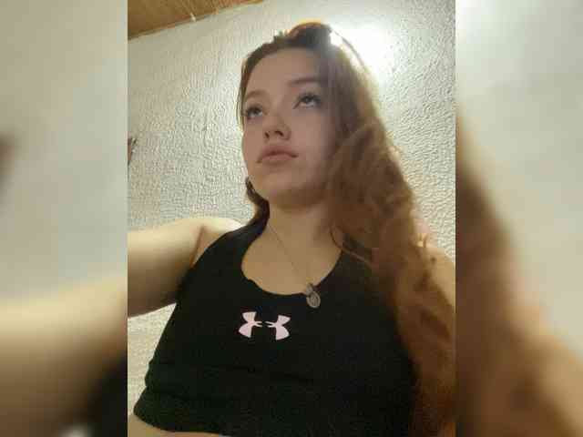 Pamela-Velvet Pamela-Velvet