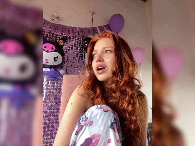 Pamela-Velvet webcam