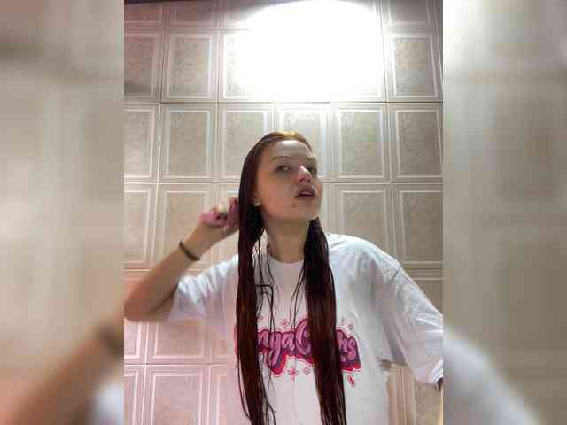 Pamela-Velvet webcam