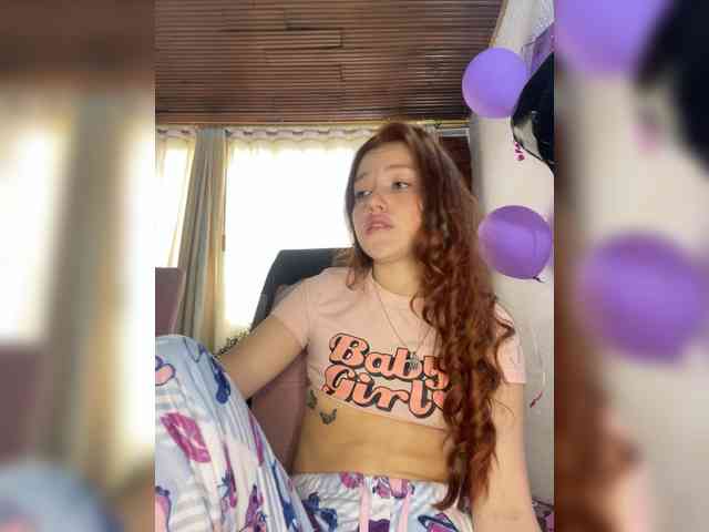 Pamela-Velvet webcam