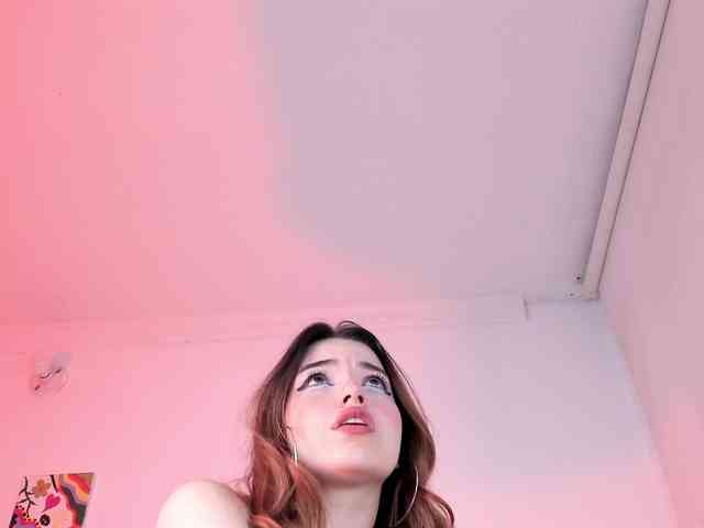 Pamela-Velvet webcam