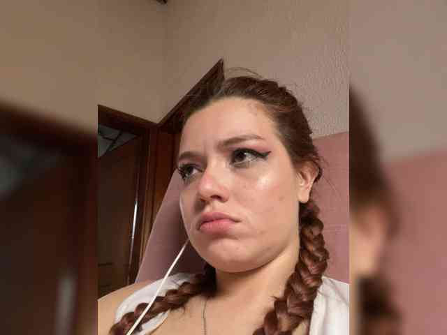 Pamela-Velvet Pamela-Velvet