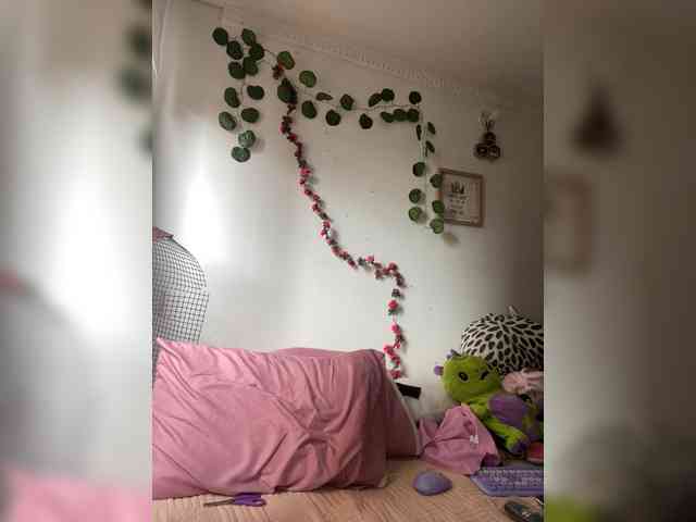 Pamela-Velvet webcam