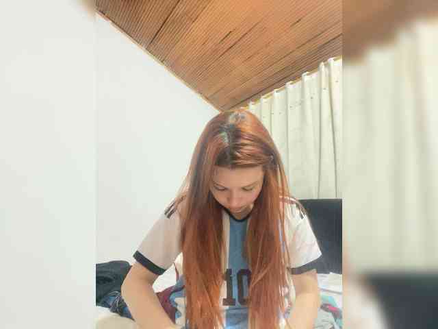 Pamela-Velvet Pamela-Velvet