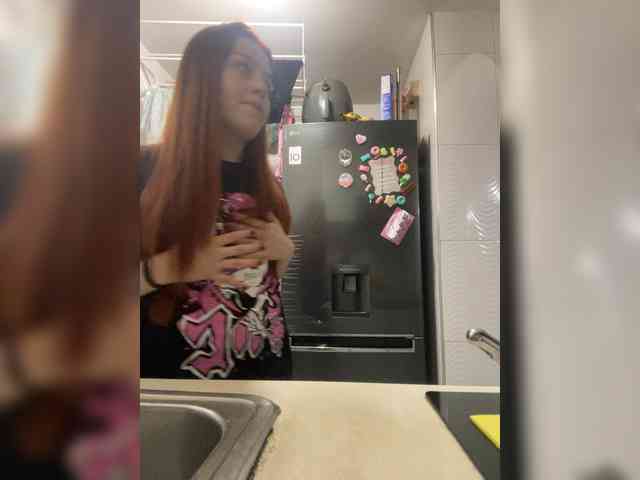 Pamela-Velvet webcam