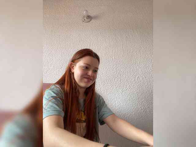 Pamela-Velvet webcam