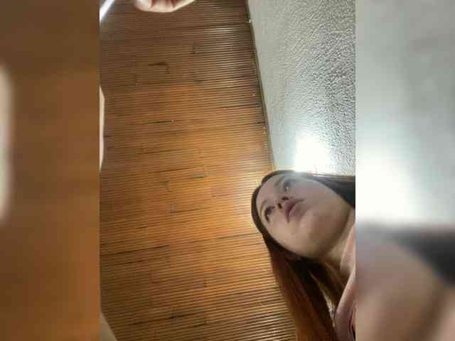 Pamela-Velvet webcam