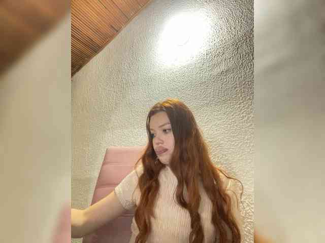 Pamela-Velvet webcam